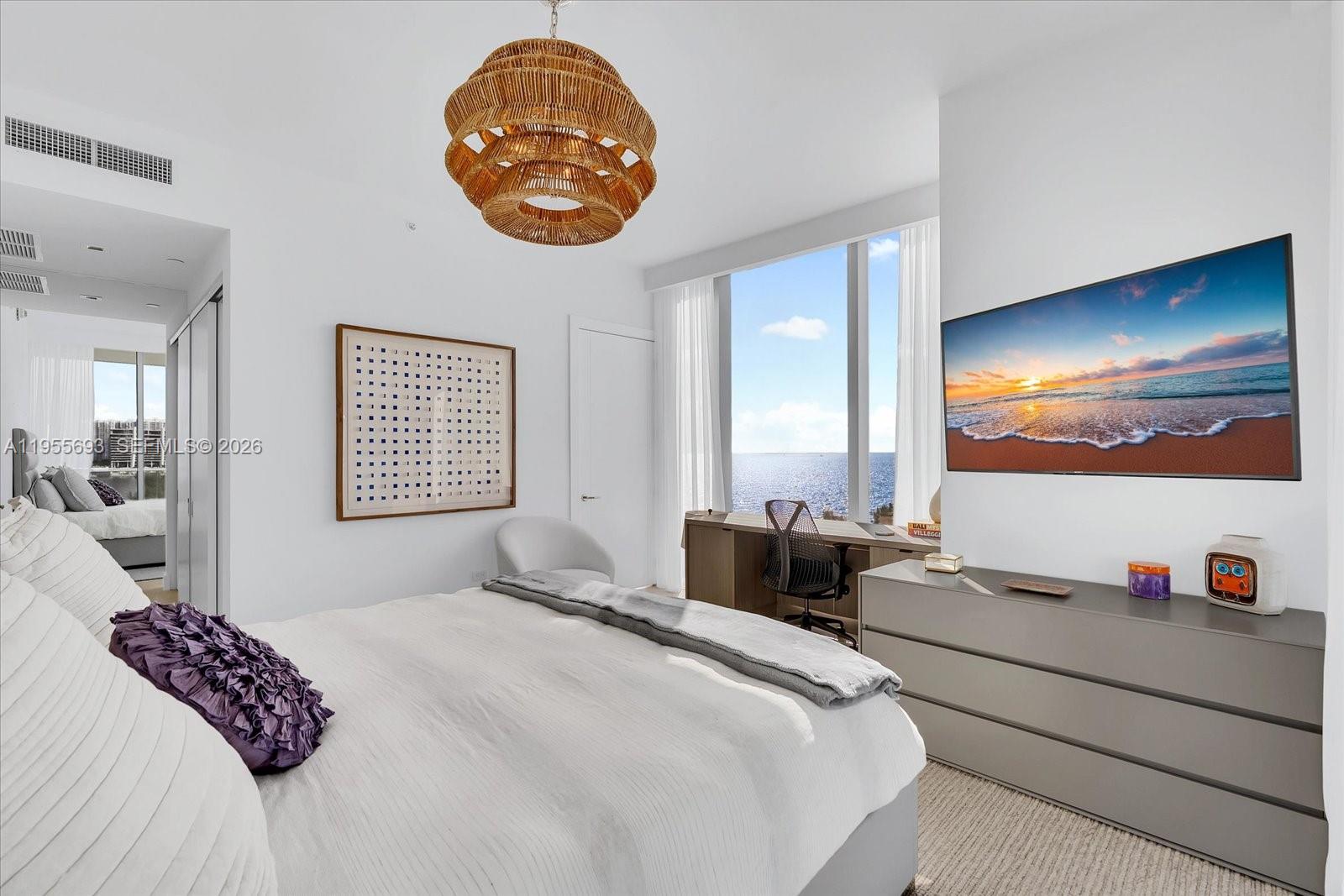 704 4 / 6 3252 sq. ft. $ 2026-01-30 0 Photo