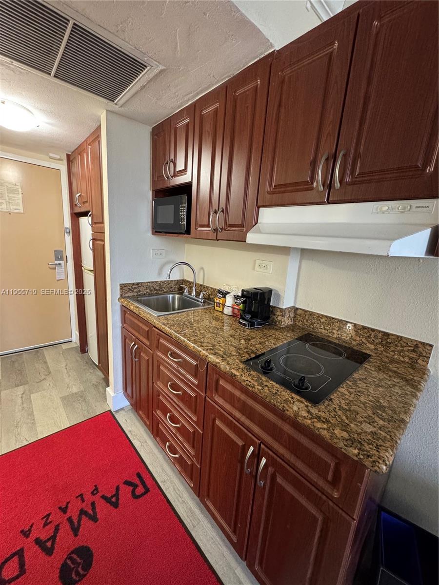 Photo of 19201 Collins Ave #1103, Sunny Isles Beach, Florida, 33160 -
