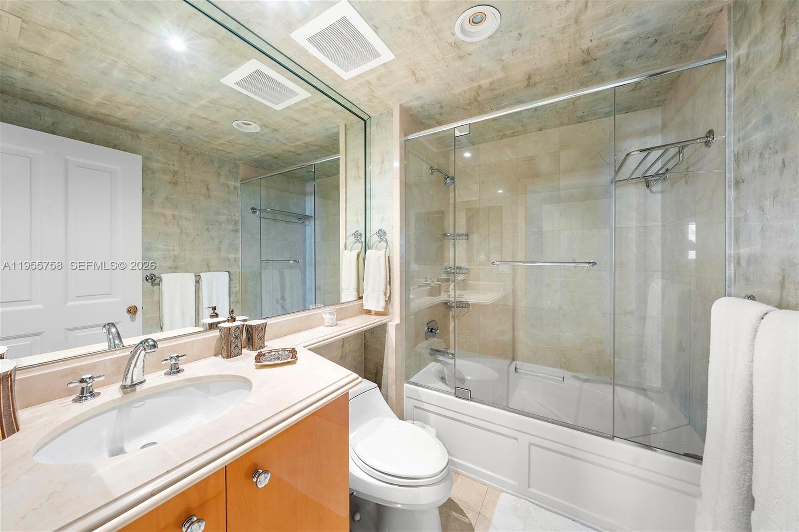 4103 4 / 5 4415 sq. ft. $ 2026-01-30 0 Photo