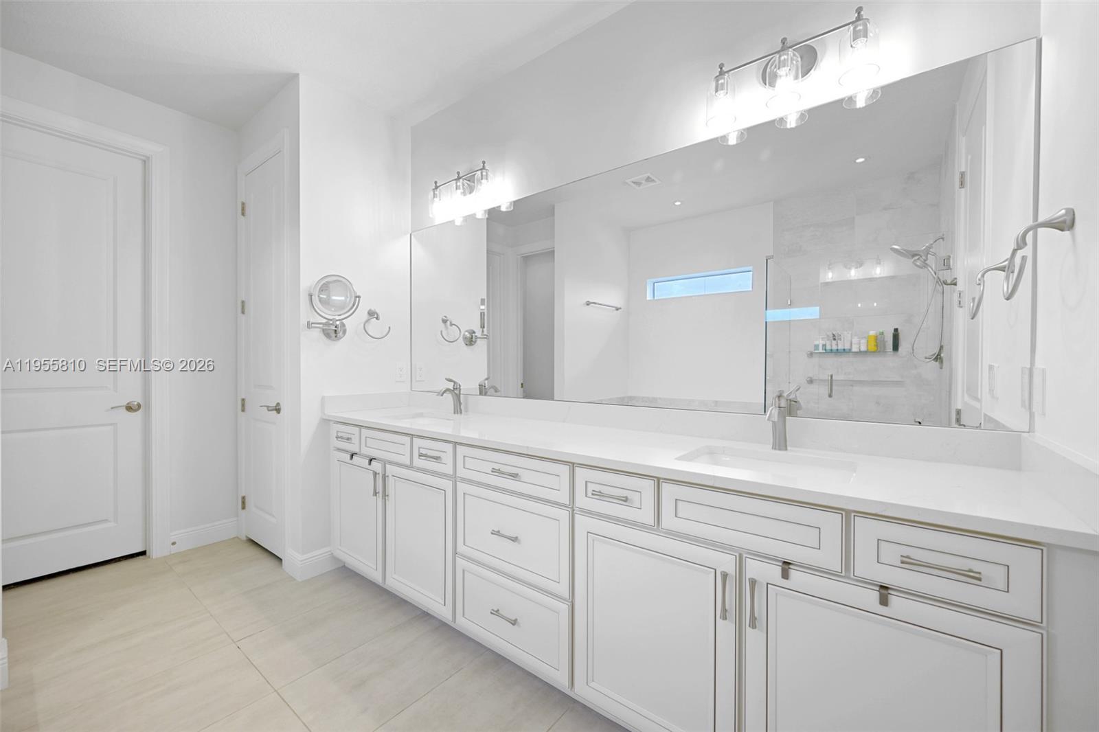 1465 5 / 3 2502 sq. ft. $ 2026-01-30 0 Photo