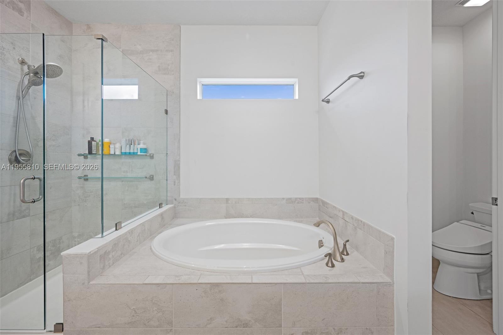 1465 5 / 3 2502 sq. ft. $ 2026-01-30 0 Photo