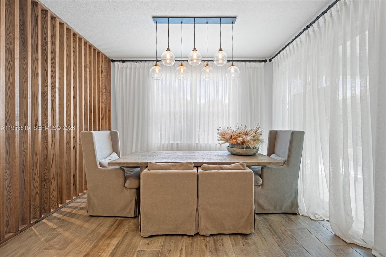 1465 5 / 3 2502 sq. ft. $ 2026-01-30 0 Photo