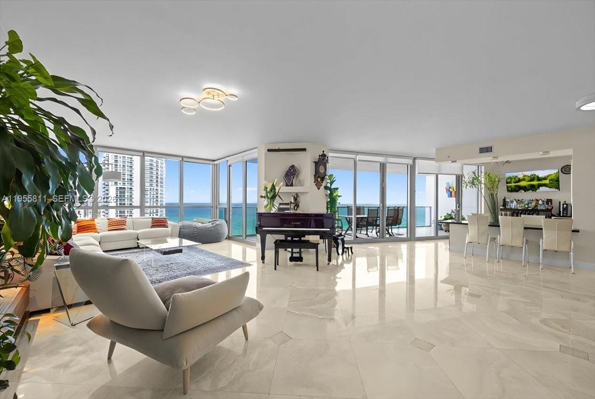 Photo of 3101 Ocean Dr  #3003, Hollywood, Florida, 33019 - 