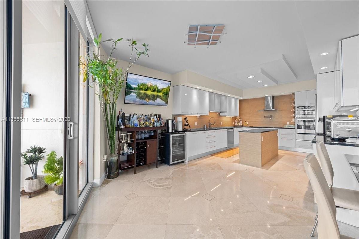 Photo of 3101 Ocean Dr  #3003, Hollywood, Florida, 33019 - 