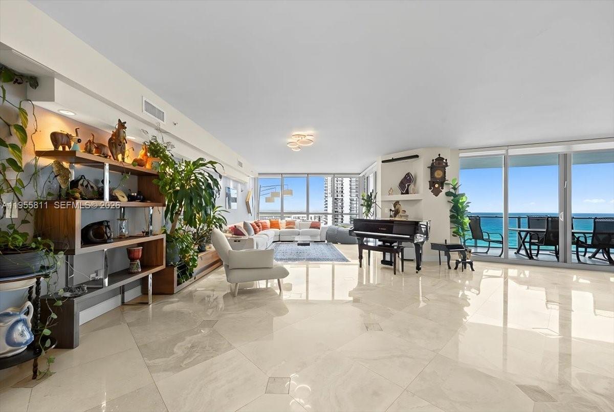 Photo of 3101 Ocean Dr  #3003, Hollywood, Florida, 33019 - 