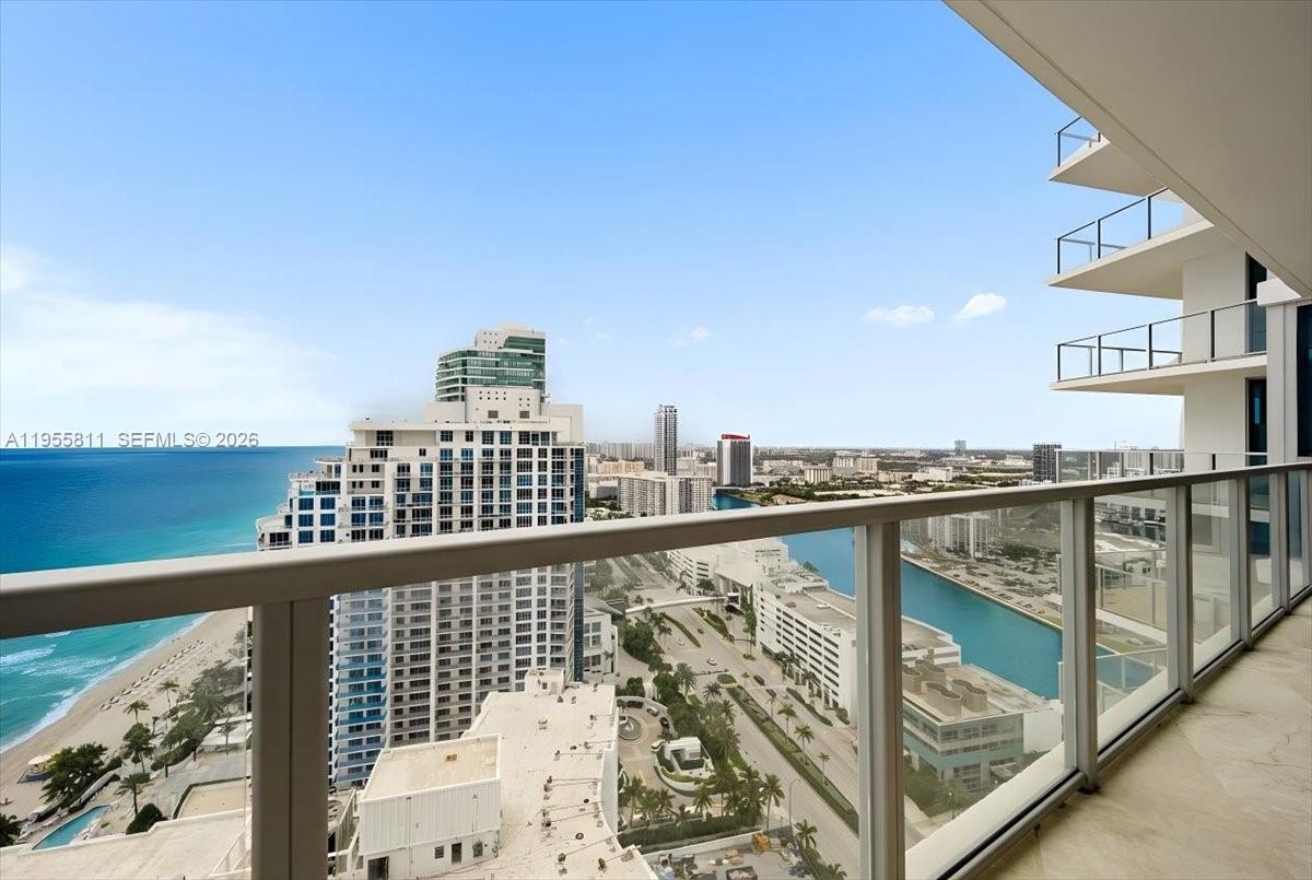 Photo of 3101 Ocean Dr  #3003, Hollywood, Florida, 33019 - 