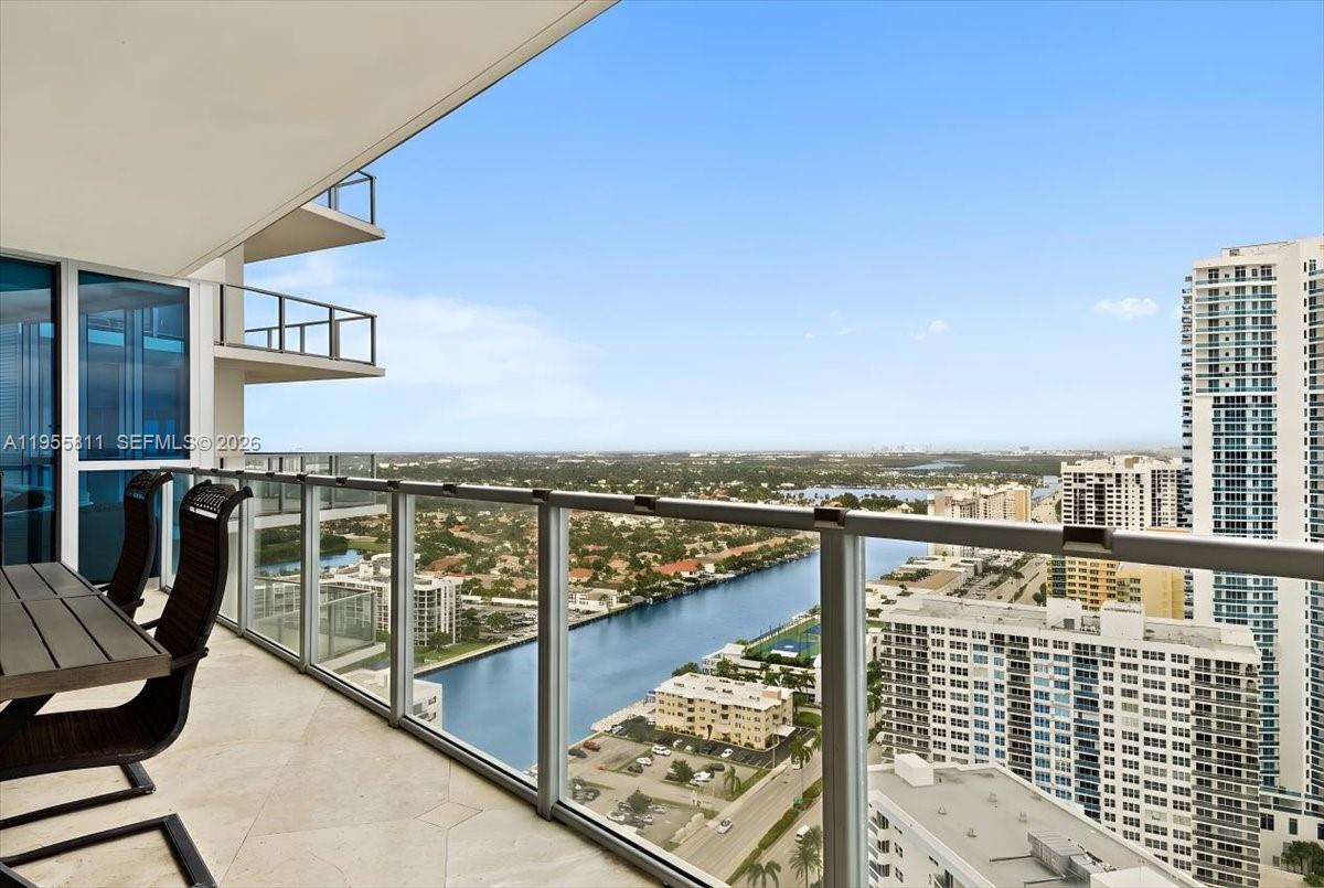 Photo of 3101 Ocean Dr  #3003, Hollywood, Florida, 33019 - 