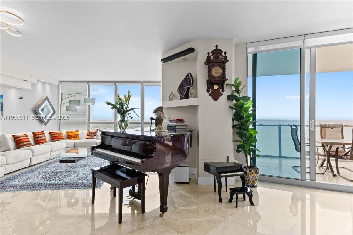 Photo of 3101 Ocean Dr  #3003, Hollywood, Florida, 33019 - 