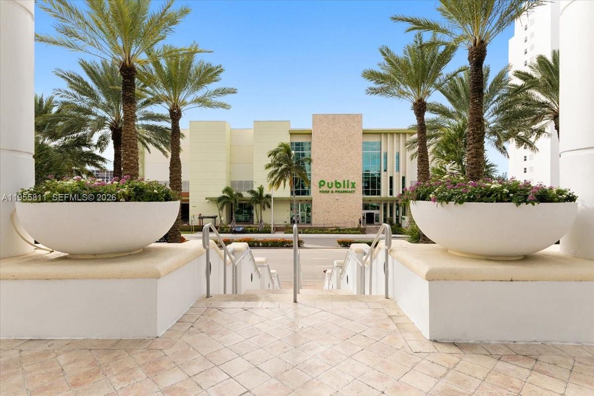 Photo of 3101 Ocean Dr  #3003, Hollywood, Florida, 33019 - 