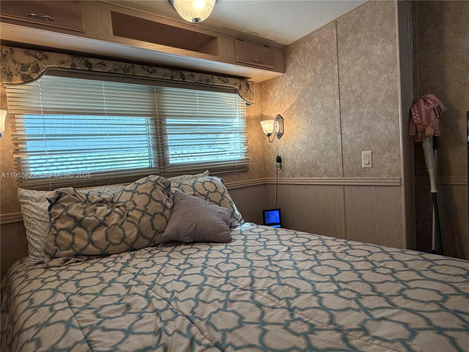 See details / sq. ft. $ 2026-01-30 0 Photo