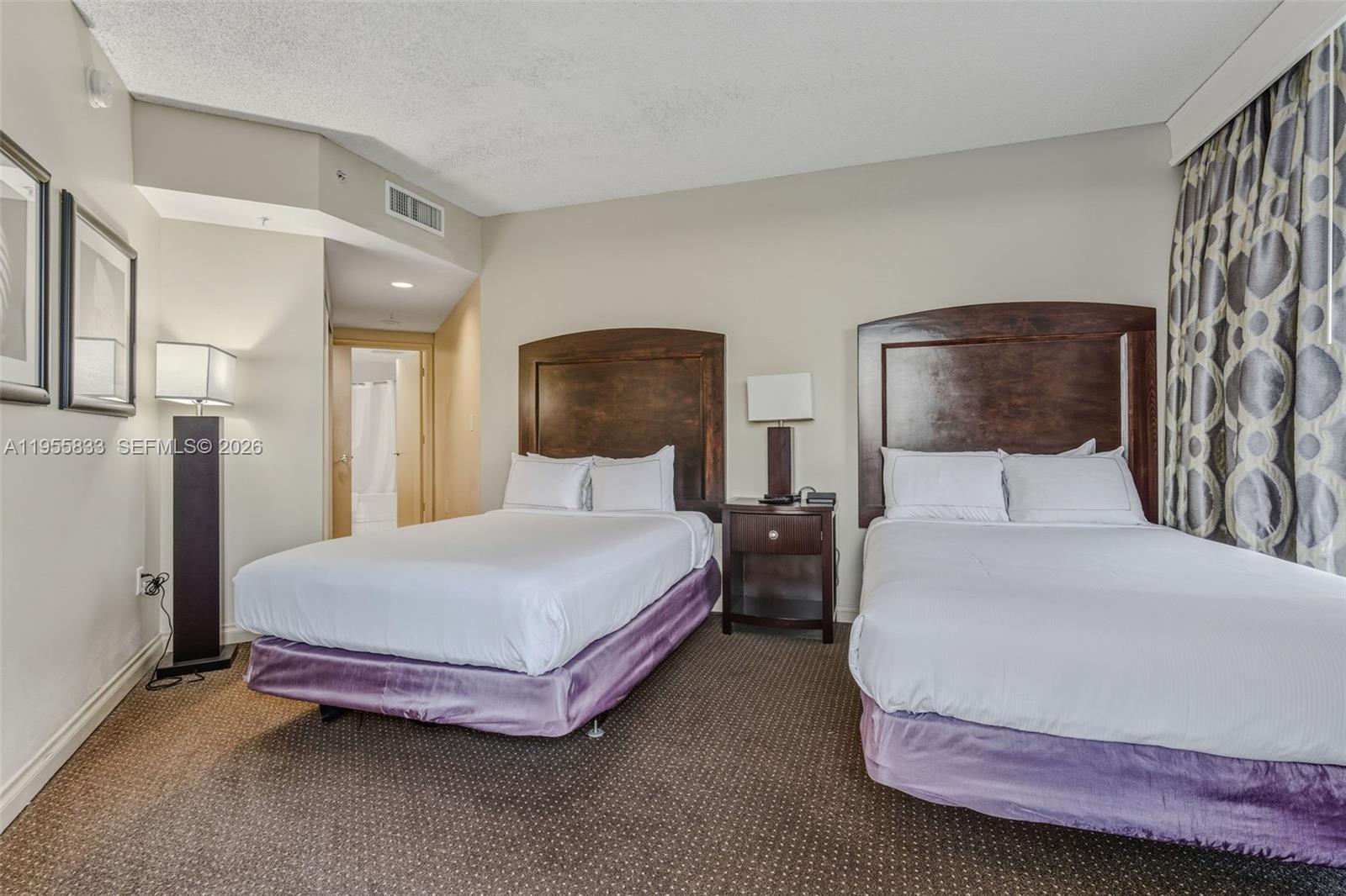 See details 2401 2 / 3 1470 sq. ft. $ 2026-01-30 0 Photo