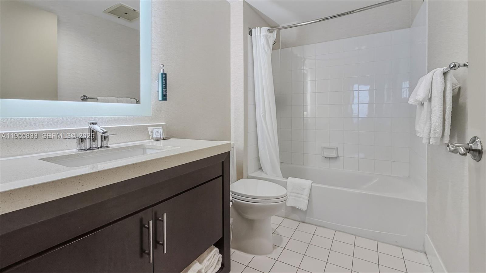 See details 2401 2 / 3 1470 sq. ft. $ 2026-01-30 0 Photo