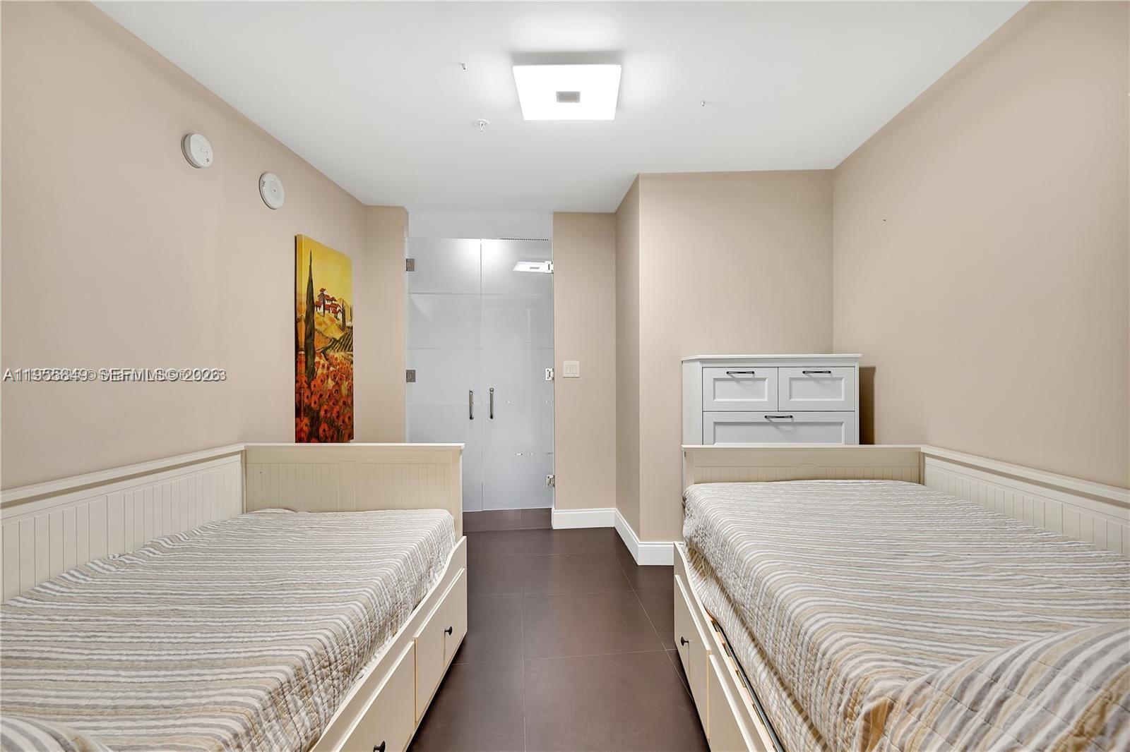 1507 3 / 3 1434 sq. ft. $ 2026-01-30 0 Photo