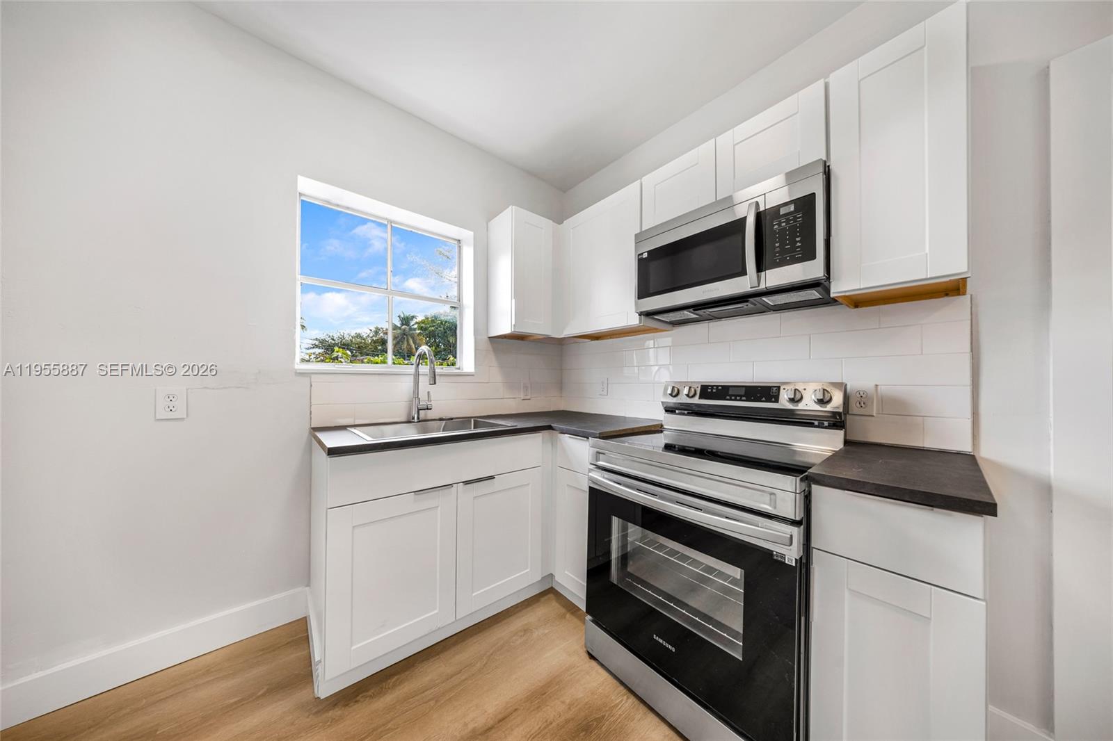   /  2407 sq. ft. $ 2026-01-30 0 Photo