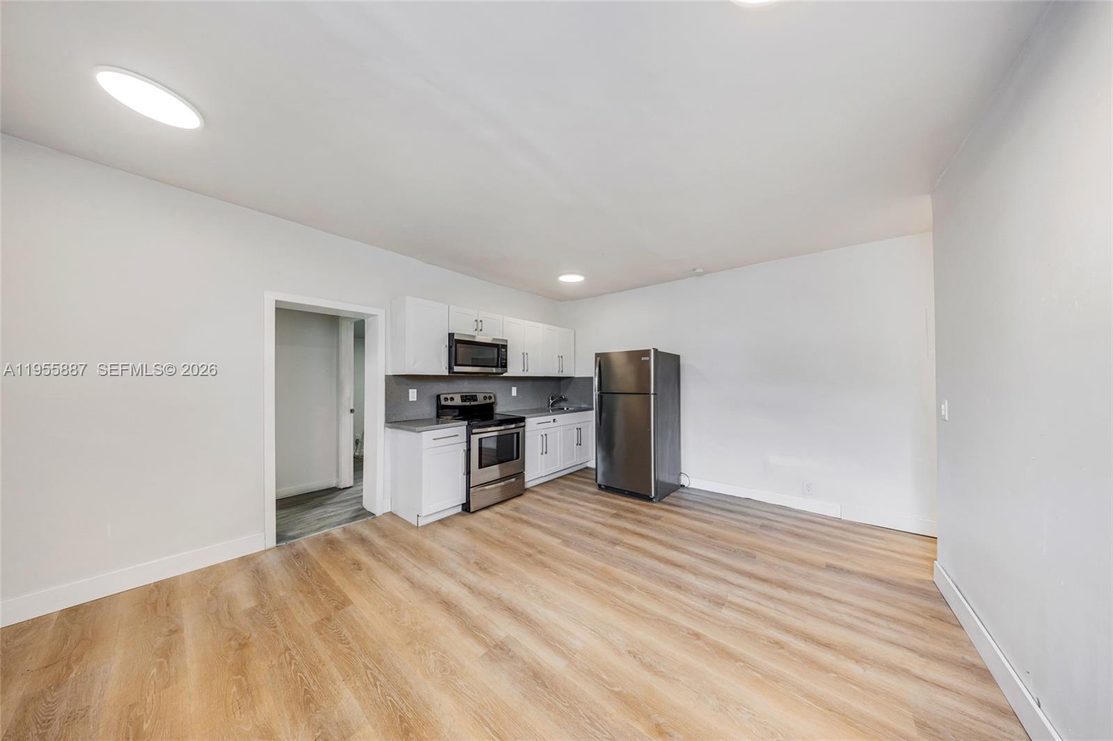   /  2407 sq. ft. $ 2026-01-30 0 Photo