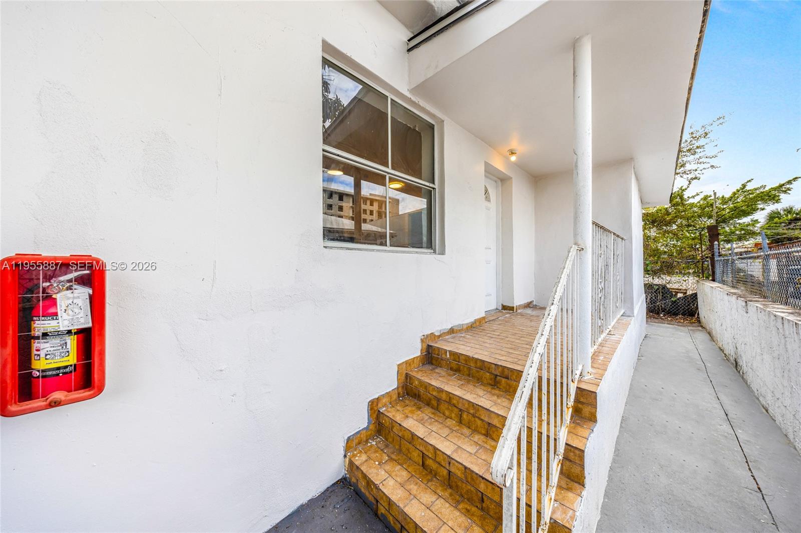   /  2407 sq. ft. $ 2026-01-30 0 Photo