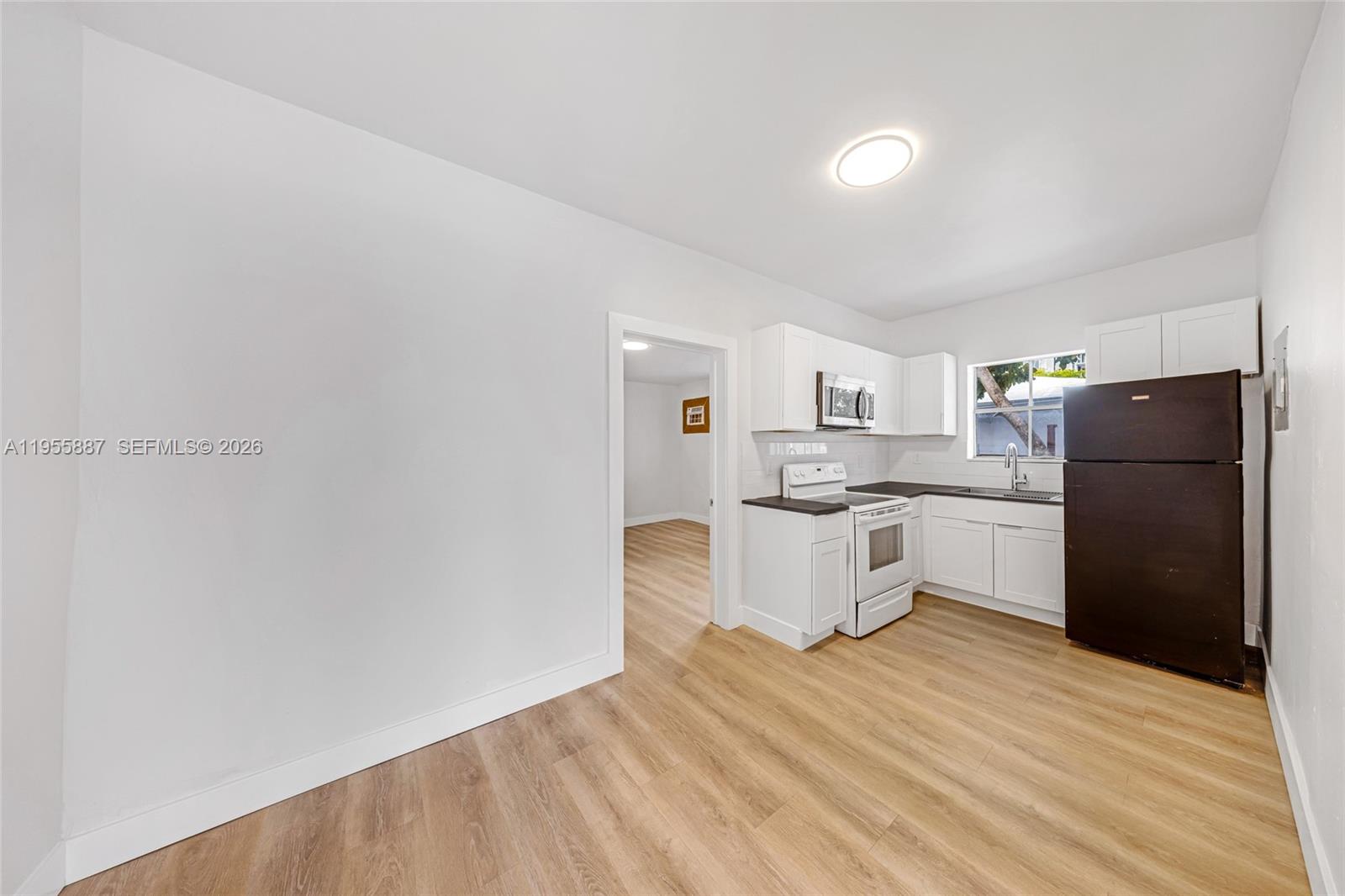   /  2407 sq. ft. $ 2026-01-30 0 Photo