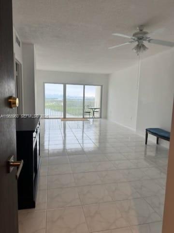 1912 1 / 2 762 кв.футов $ 2026-02-23 0 Фото