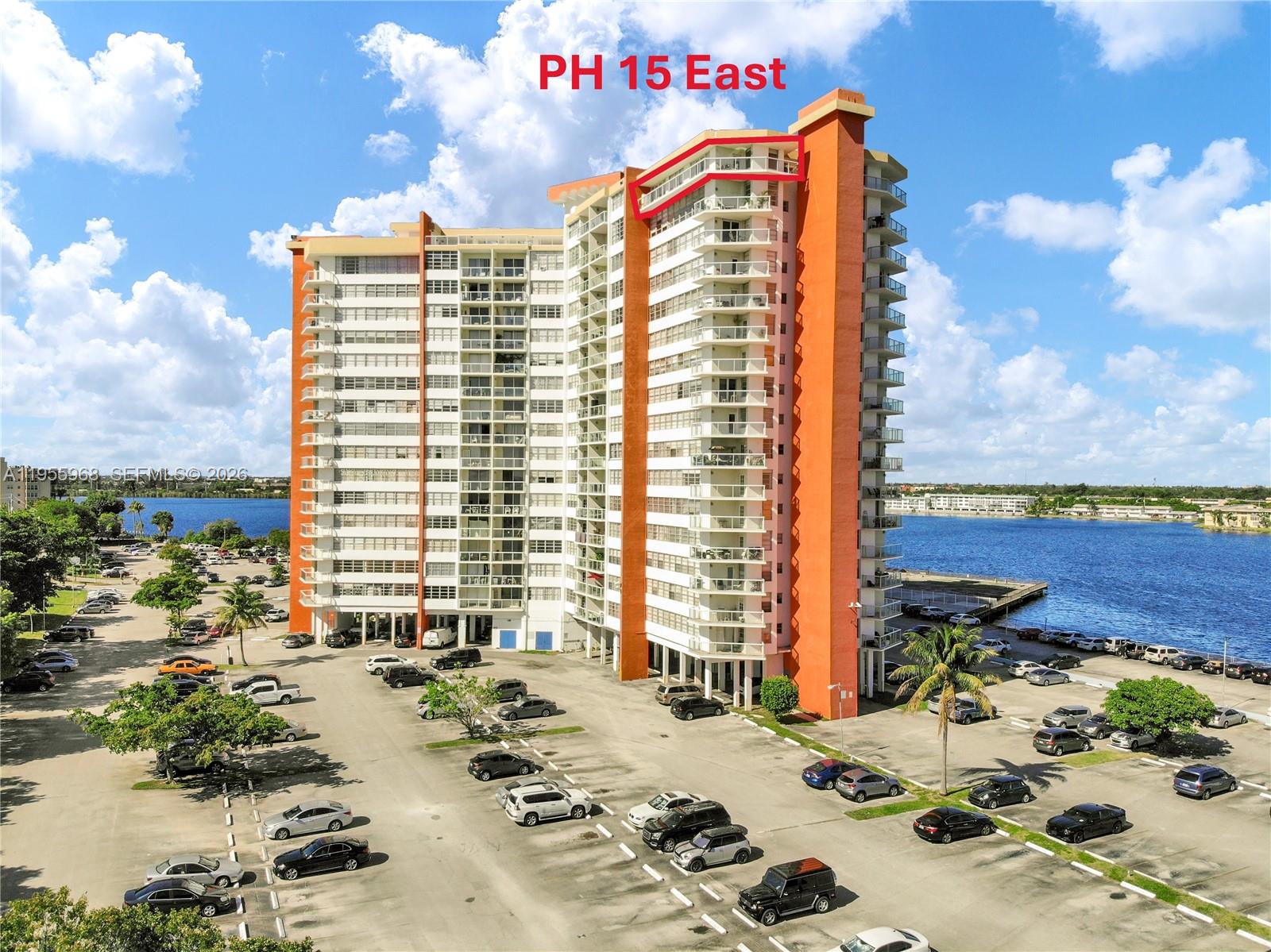 Ver detalles PH15E 2 / 2 1140 sq. ft. $ 2026-05-27 0 foto