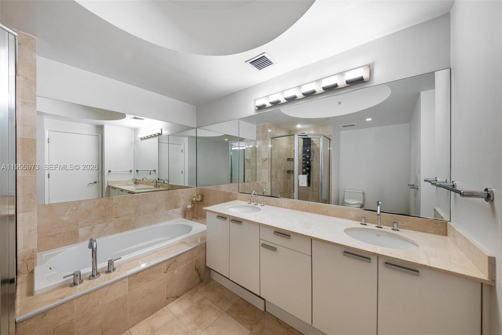 Photo of 3131 188th St  #2-803, Aventura, Florida, 33180 - 