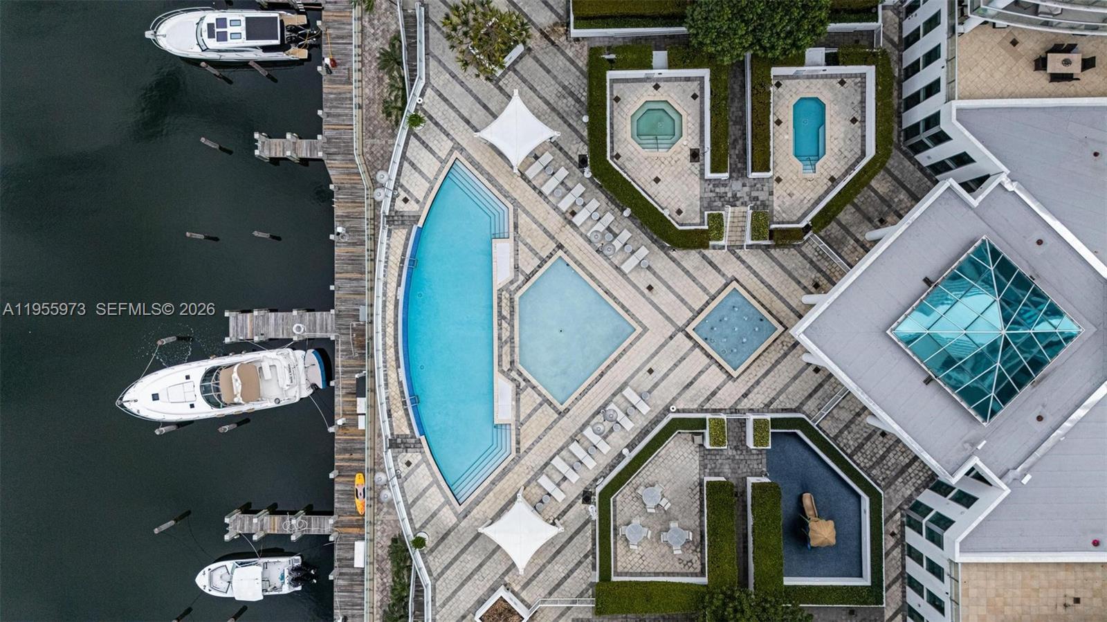 Photo of 3131 188th St  #2-803, Aventura, Florida, 33180 - 