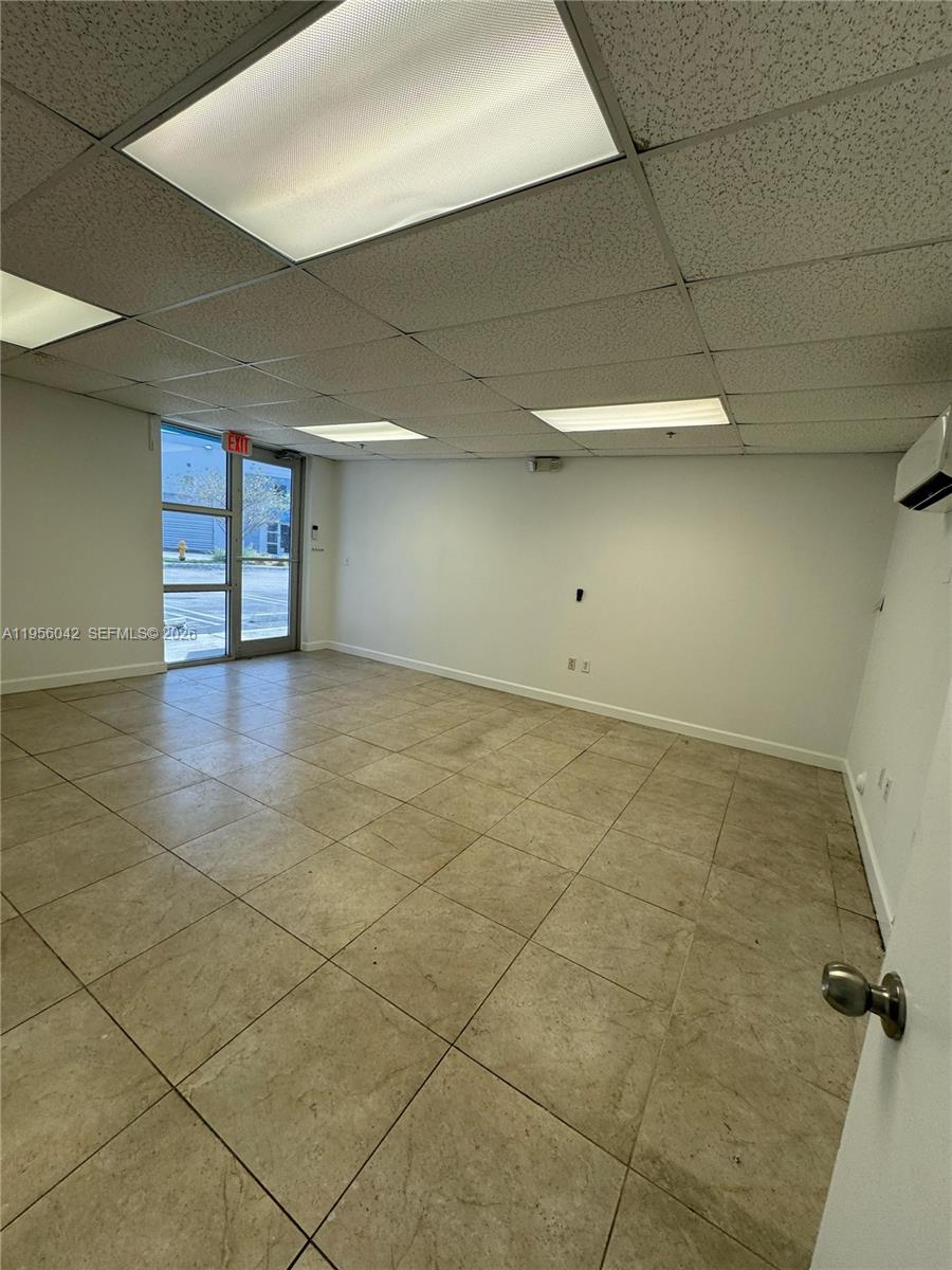 See details 13 / sq. ft. $ 2026-01-30 0 Photo