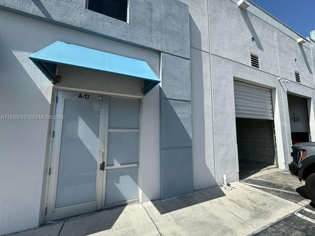 See details 13 / sq. ft. $ 2026-01-30 0 Photo