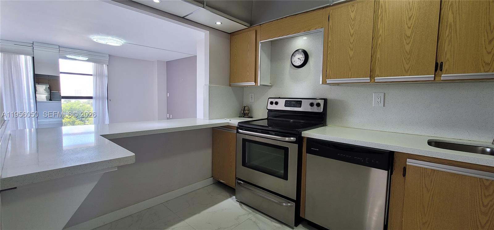 Photo of 3701 Country Club Dr #807, Aventura, Florida, 33180 -