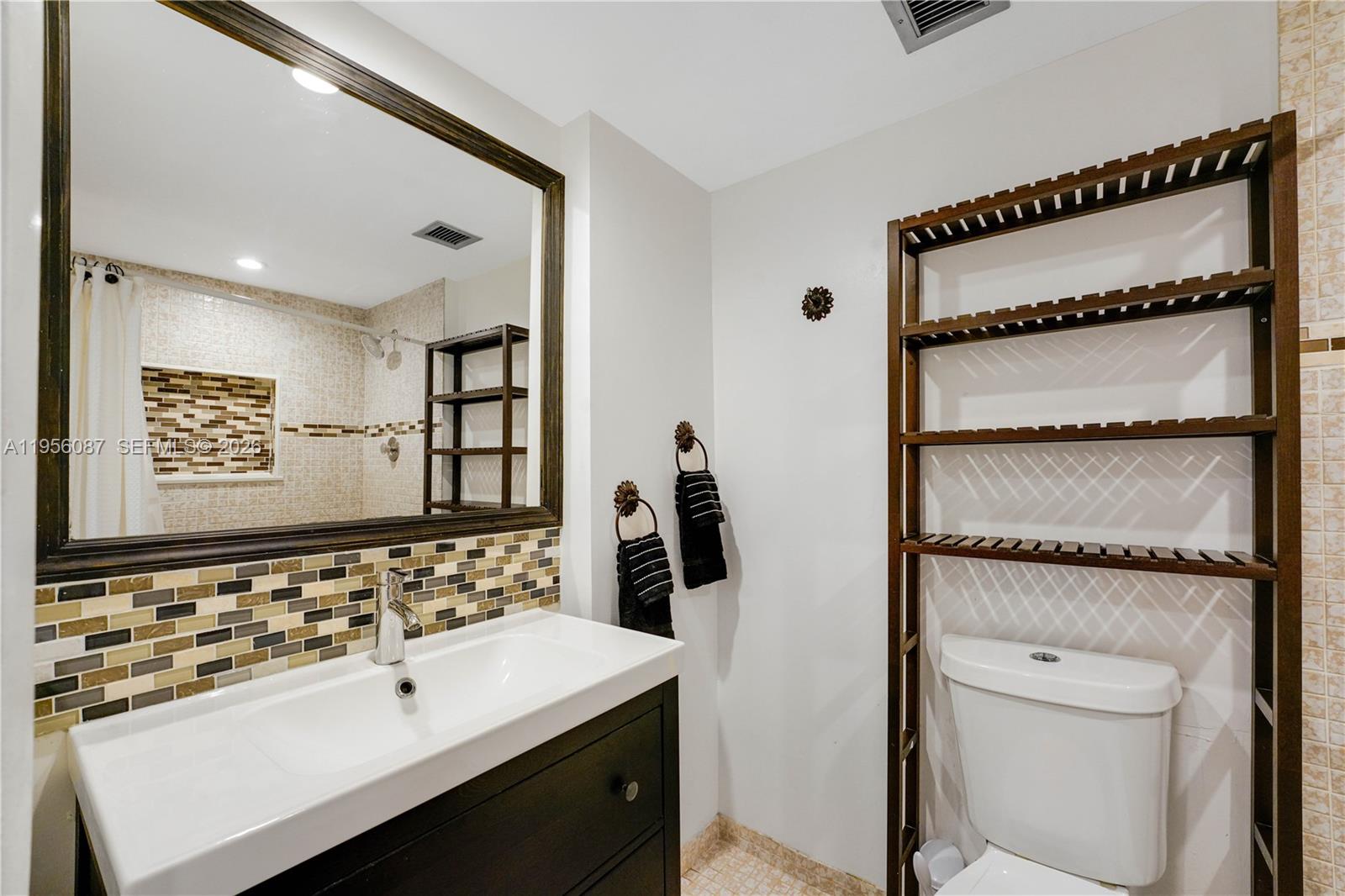 See details 702 2 / 2 1344 sq. ft. $ 2026-02-11 0 Photo