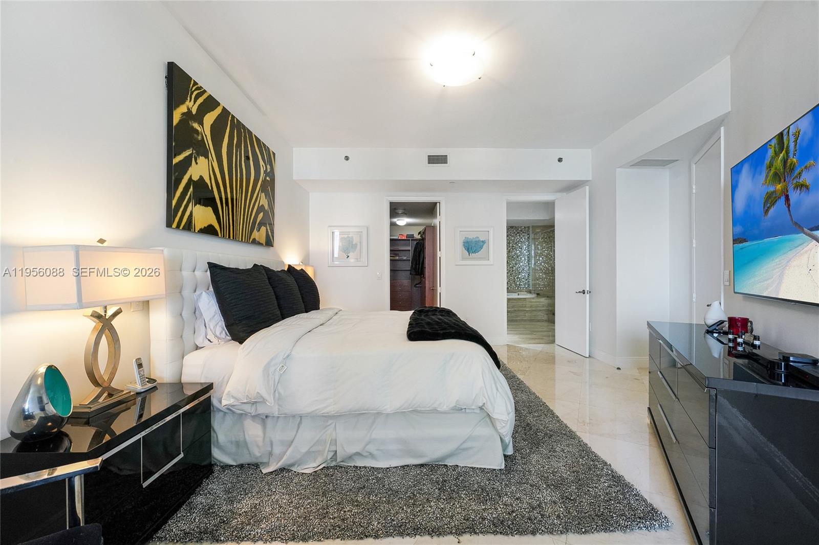 2103 3 / 3 1962 sq. ft. $ 2026-01-30 0 foto