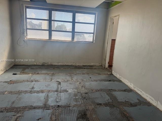   /   кв.футов $ 2026-01-30 0 Фото