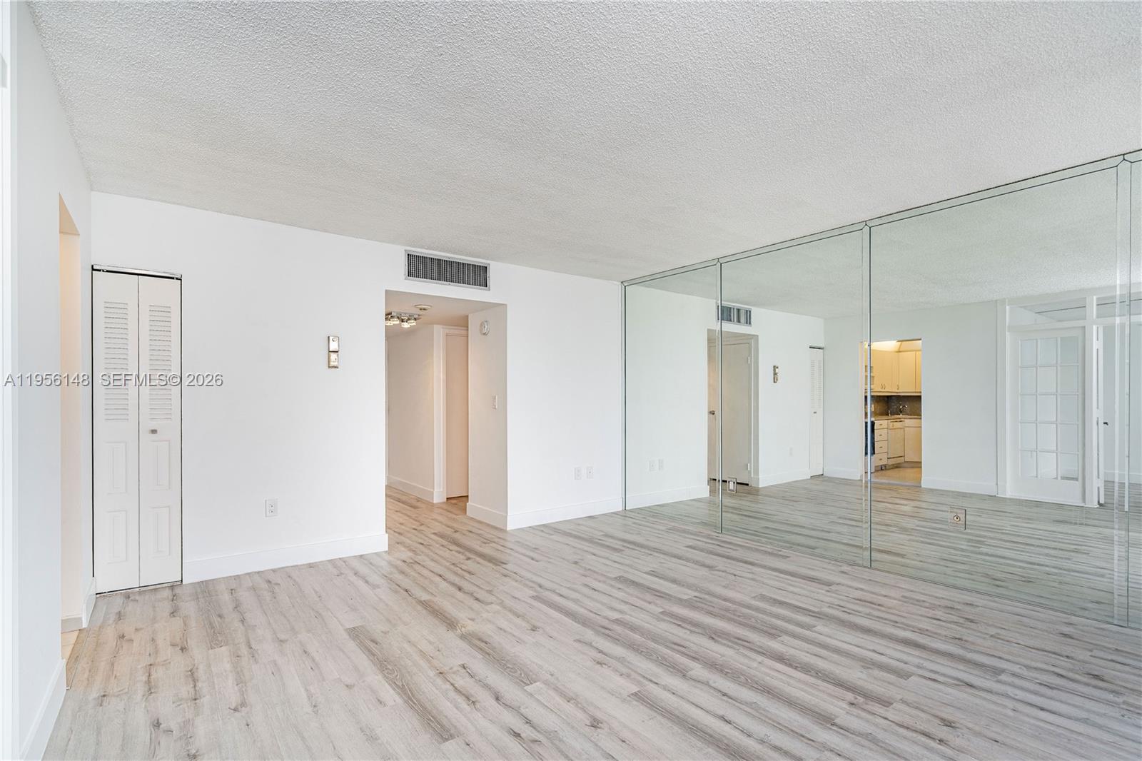 Photo of 3625 Country Club Dr  #901, Aventura, Florida, 33180 - 