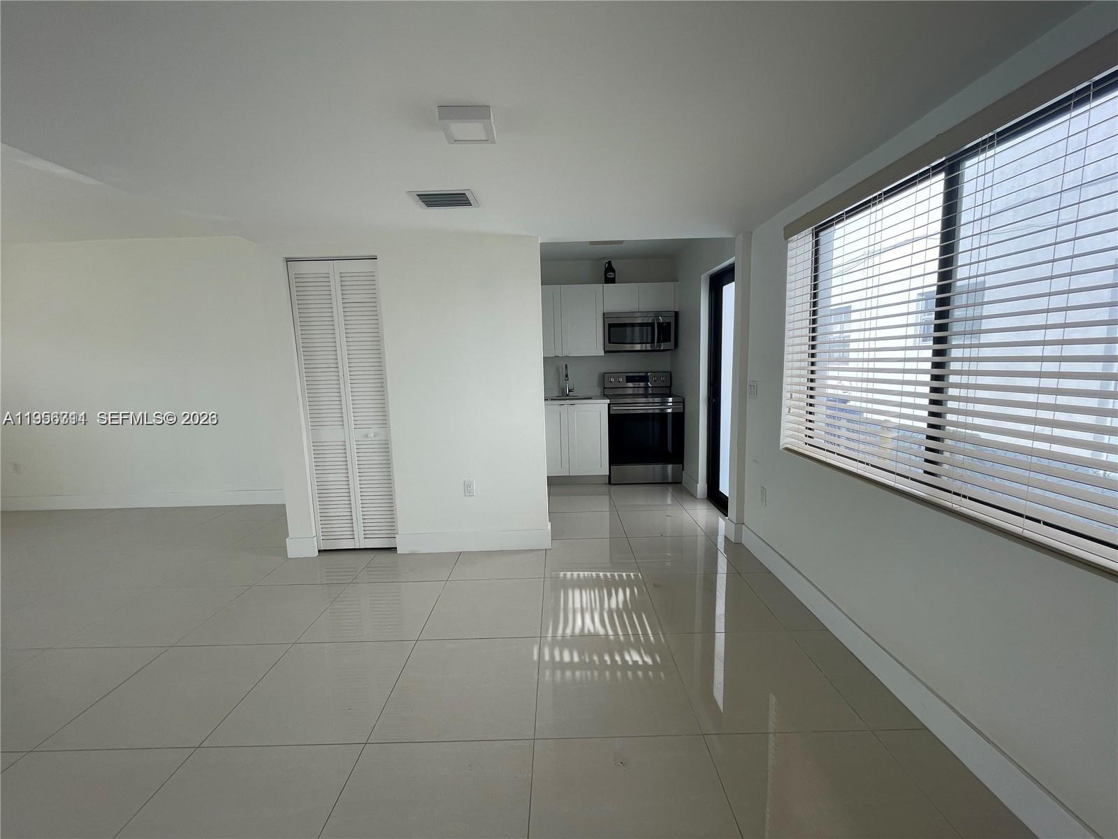   /  3024 sq. ft. $ 2026-01-31 0 Photo