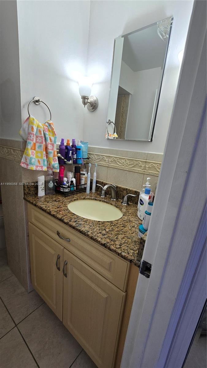 Photo of 3161 Ocean Dr  #204, Hallandale Beach, Florida, 33009 - 