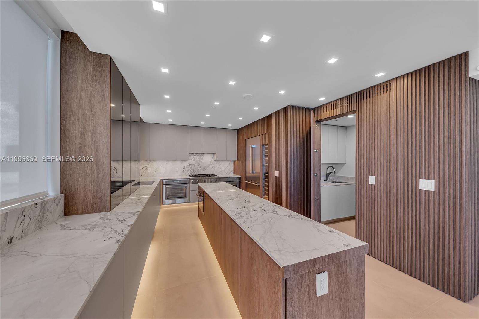 Photo of 3535 Ocean Dr  #1003, Hollywood, Florida, 33019 - 