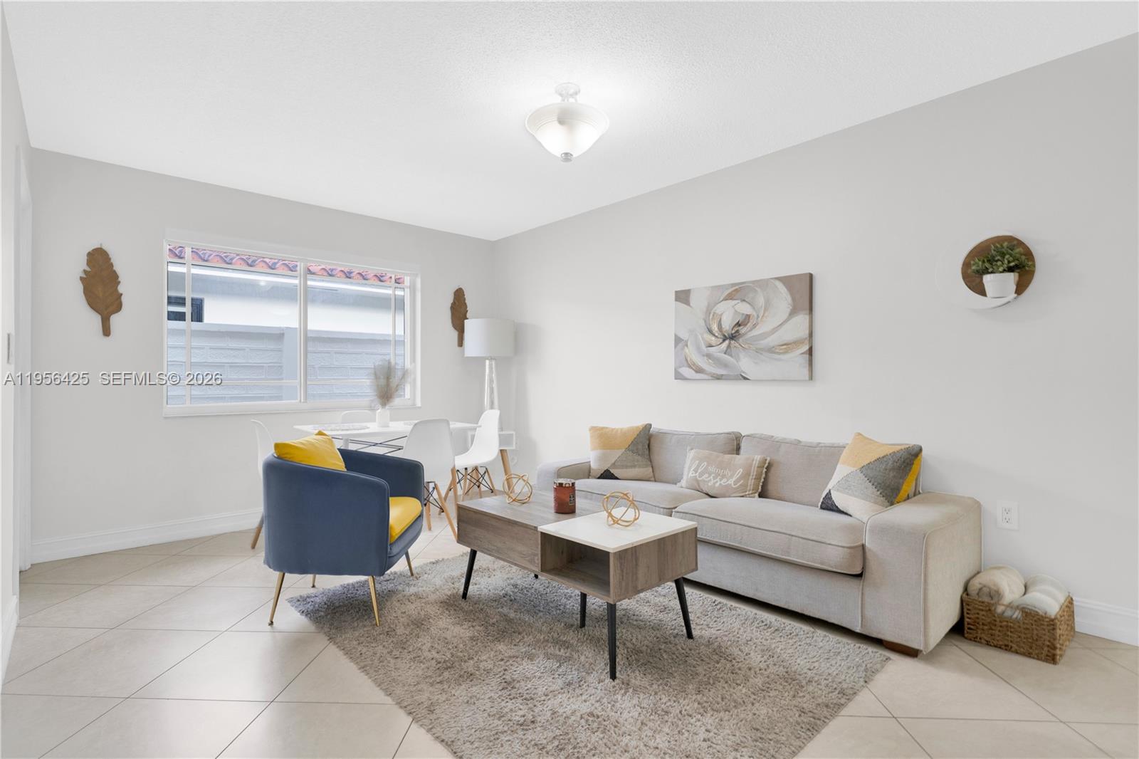   /  2020 sq. ft. $ 2026-01-31 0 Photo