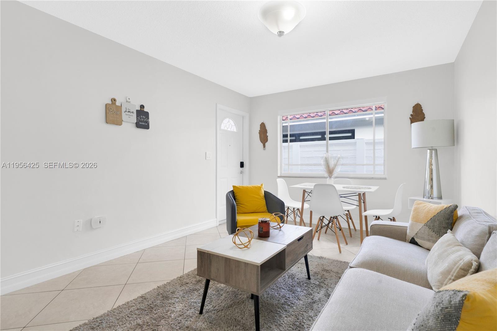   /  2020 sq. ft. $ 2026-01-31 0 Photo