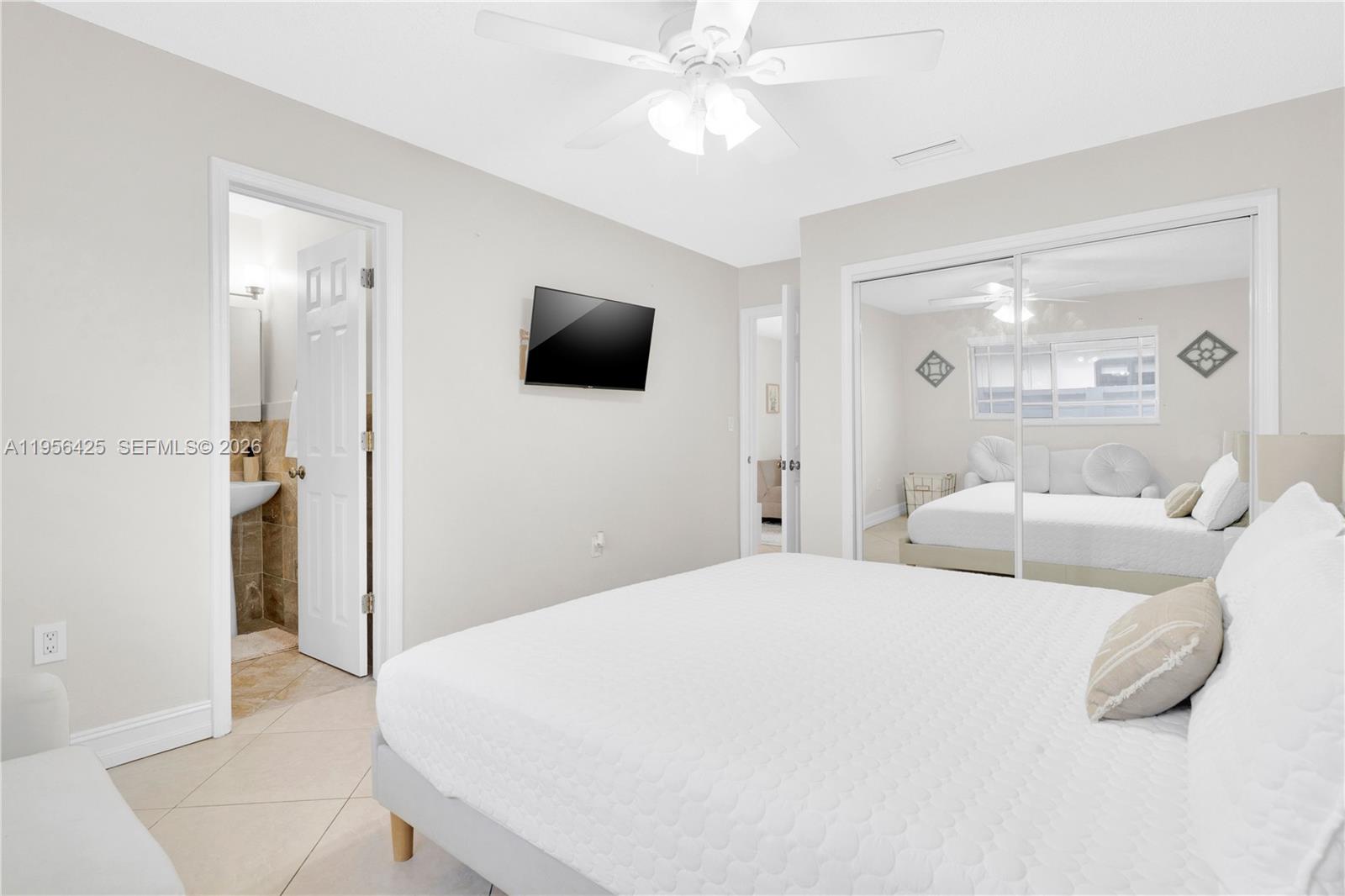   /  2020 sq. ft. $ 2026-01-31 0 Photo