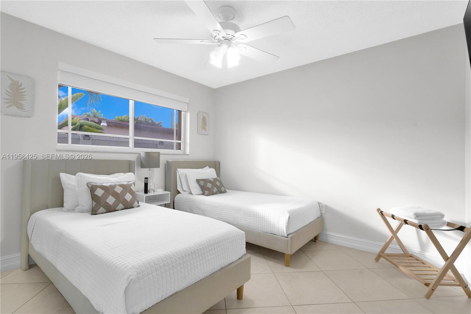   /  2020 sq. ft. $ 2026-01-31 0 Photo