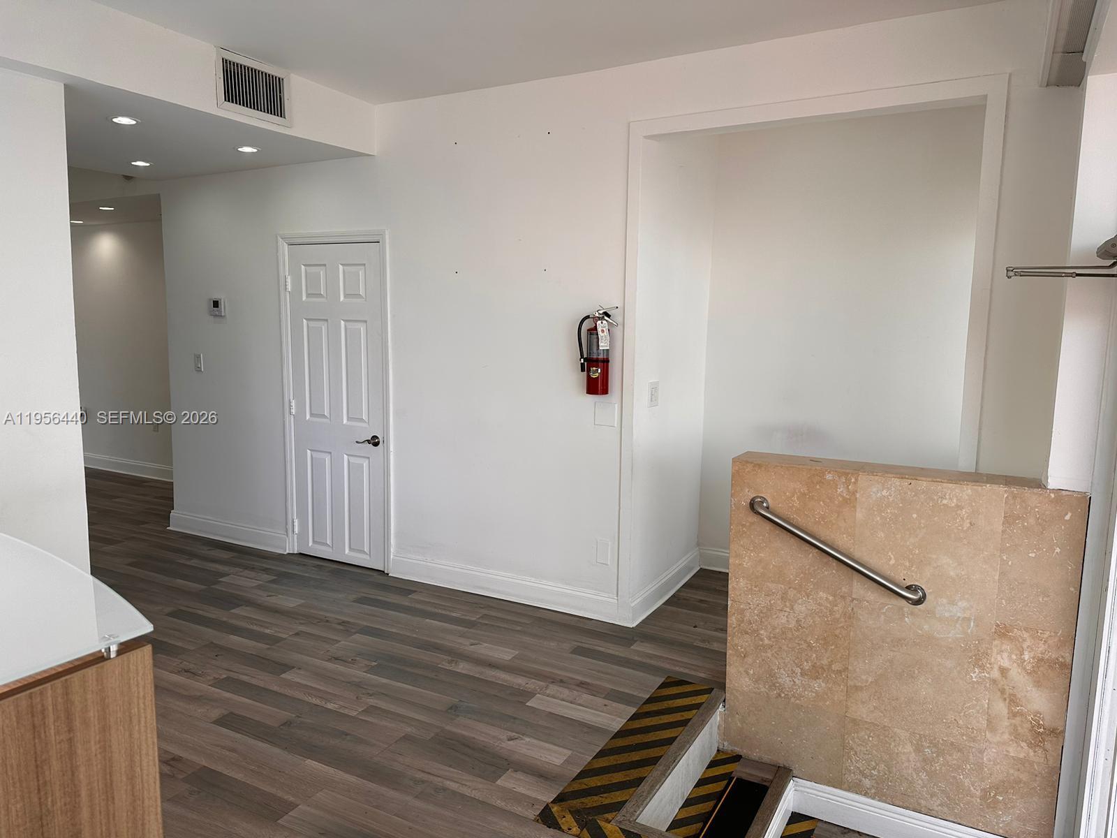   /   sq. ft. $ 2026-01-31 0 Photo