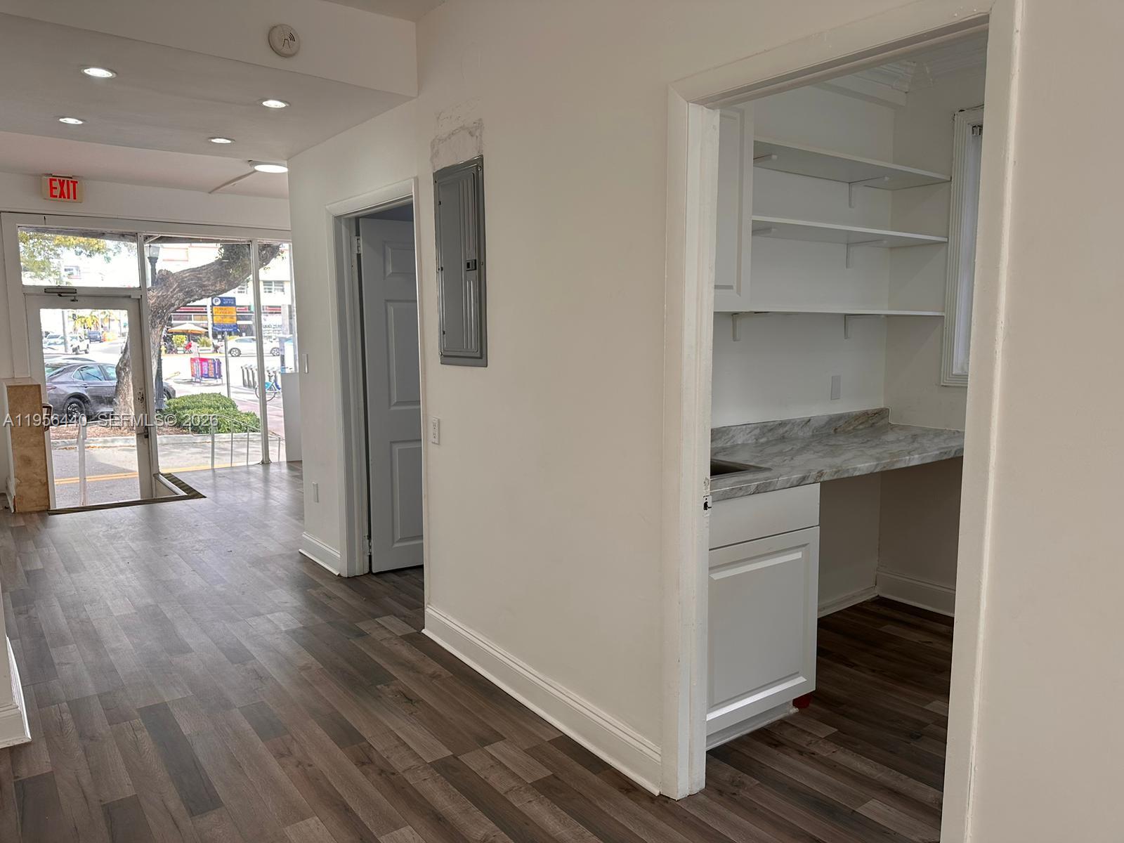   /   sq. ft. $ 2026-01-31 0 Photo