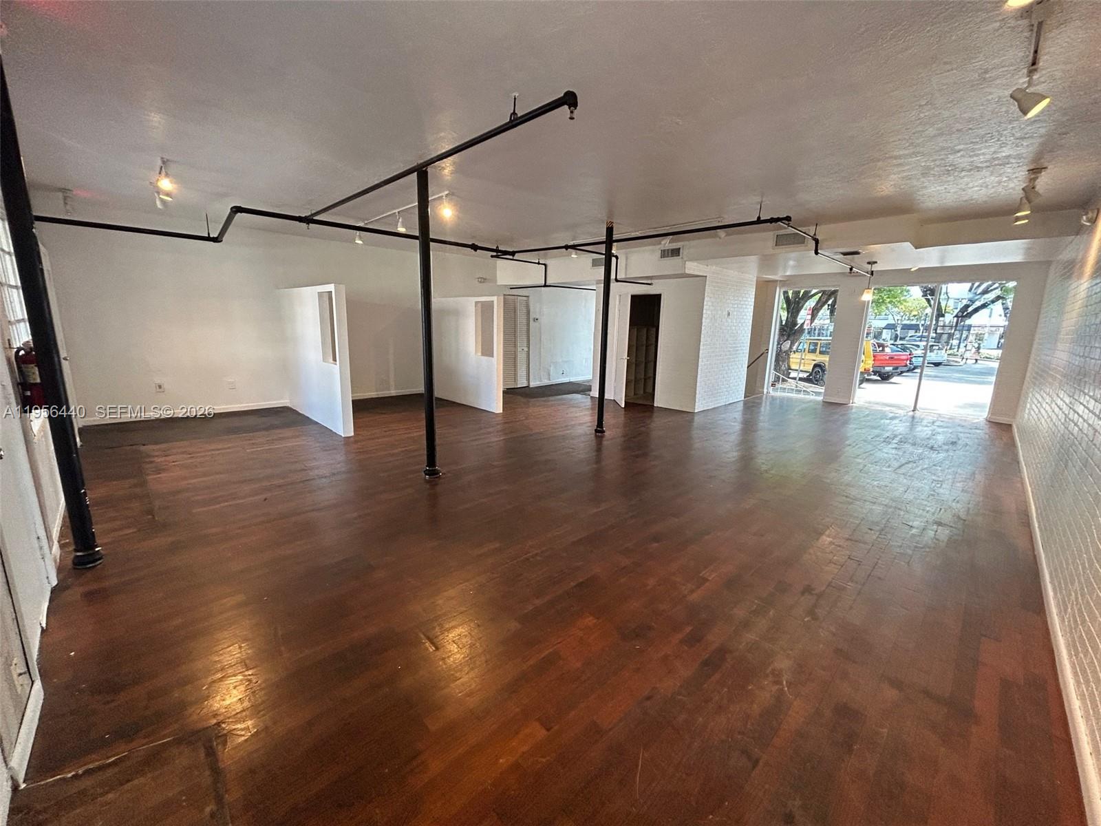   /   sq. ft. $ 2026-01-31 0 Photo