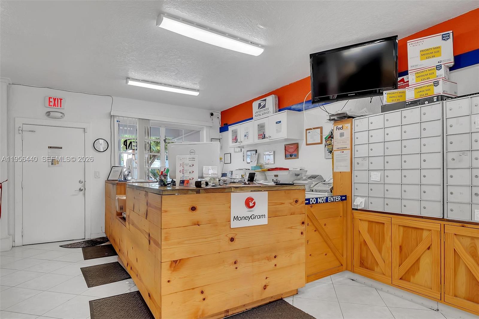   /   sq. ft. $ 2026-01-31 0 Photo