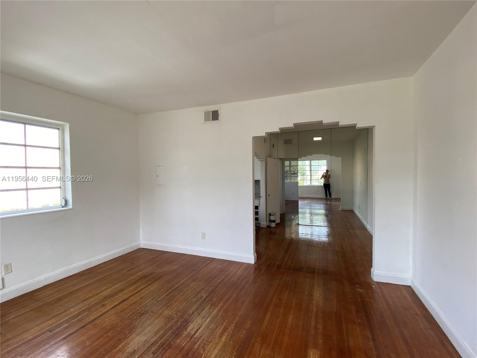   /   sq. ft. $ 2026-01-31 0 Photo