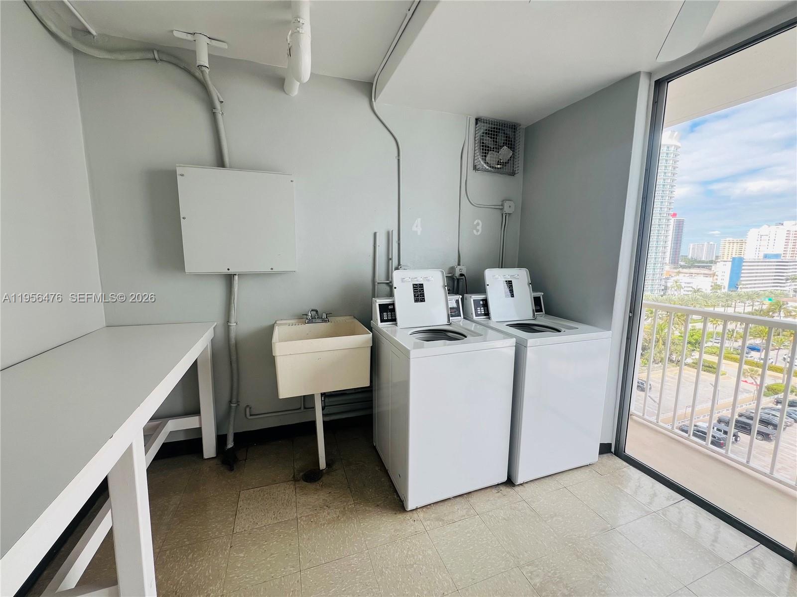 See details 9M 1 / 2 870 sq. ft. $ 2026-01-31 0 Photo