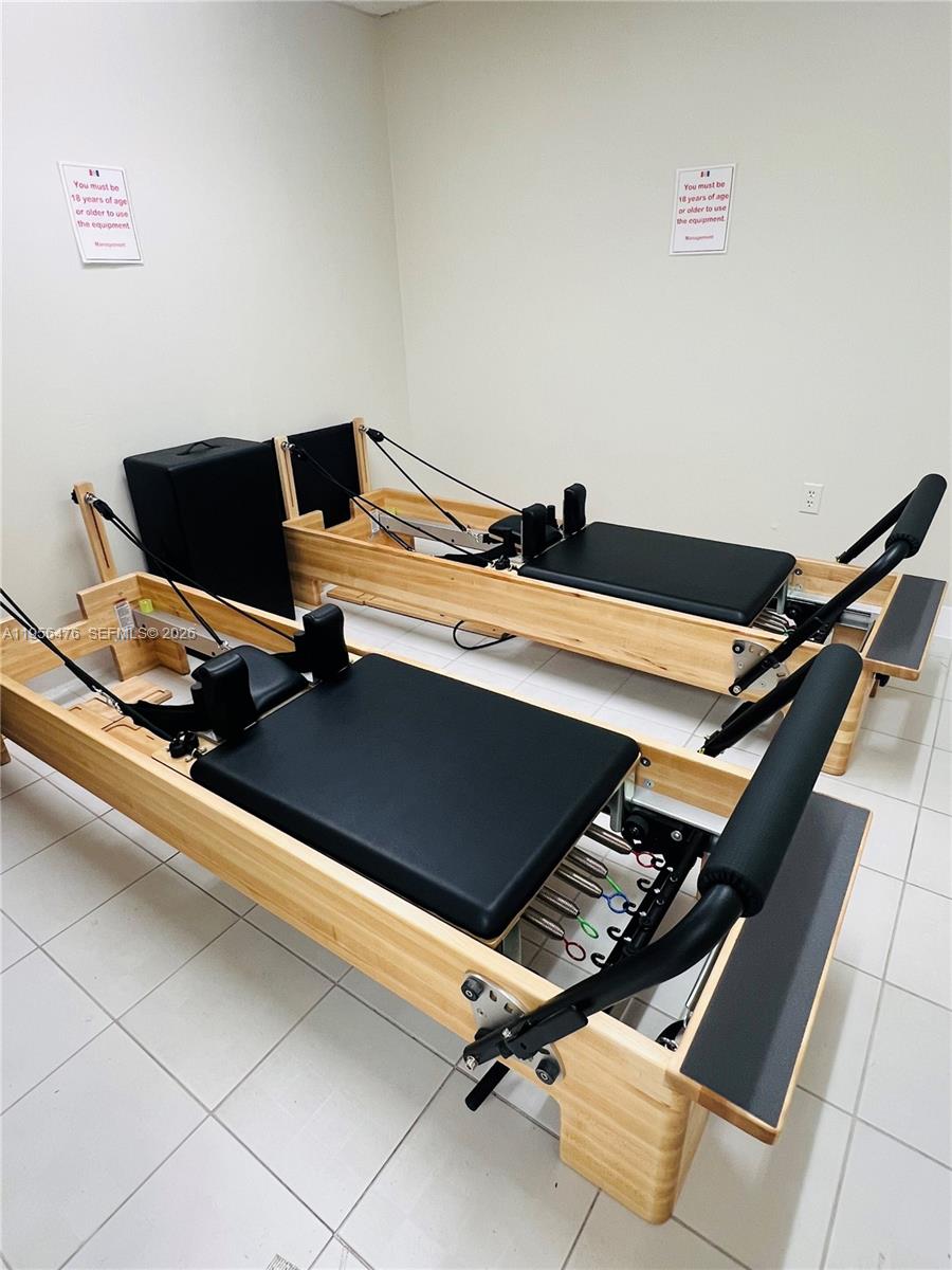 See details 9M 1 / 2 870 sq. ft. $ 2026-01-31 0 Photo