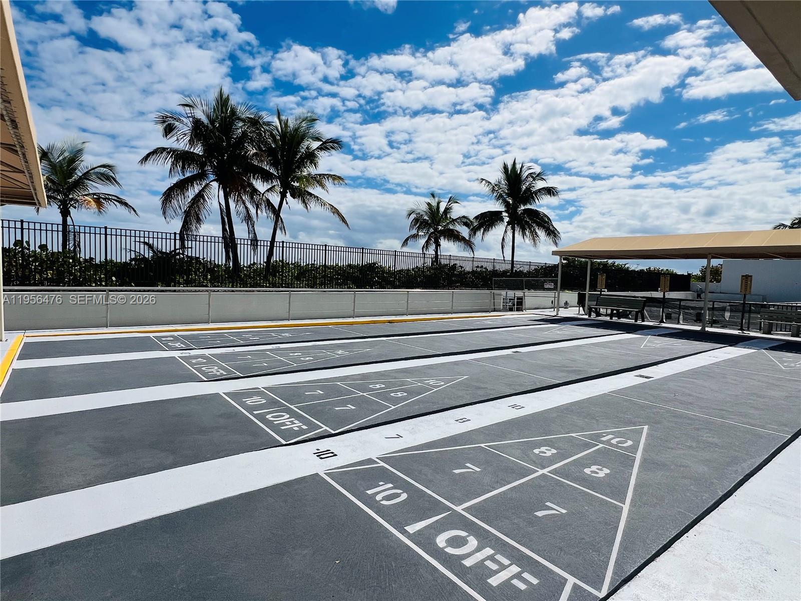 See details 9M 1 / 2 870 sq. ft. $ 2026-01-31 0 Photo