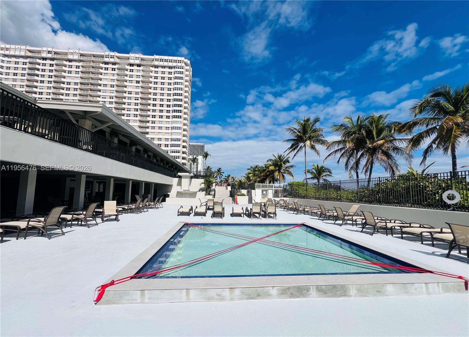 See details 9M 1 / 2 870 sq. ft. $ 2026-01-31 0 Photo