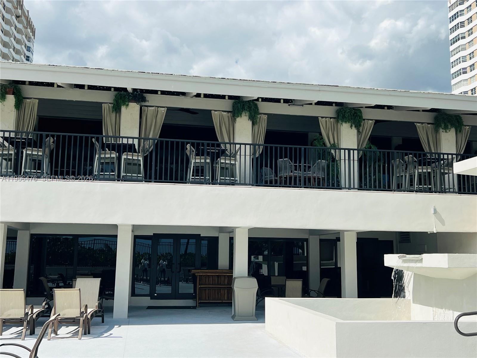 See details 9M 1 / 2 870 sq. ft. $ 2026-01-31 0 Photo