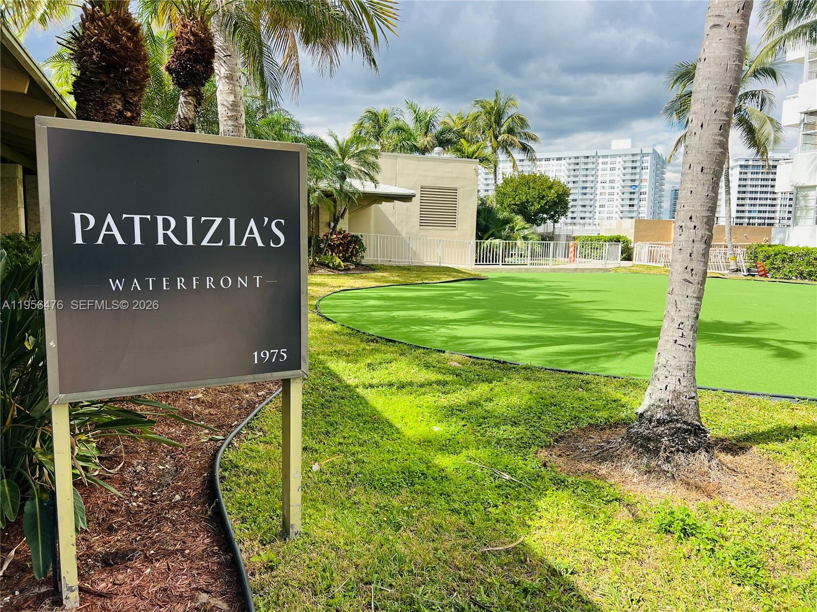 See details 9M 1 / 2 870 sq. ft. $ 2026-01-31 0 Photo